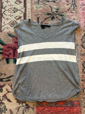 360 Sweater 100% Cotton Women's Gray V-Neck Stripe Cap Sleeve Top